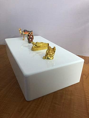 White 16W 9D 4H Art Sculpture Acrylic Display Stand
