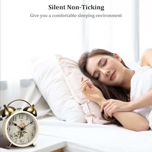 Maxspace Retro Analog Alarm Clock with Night Light