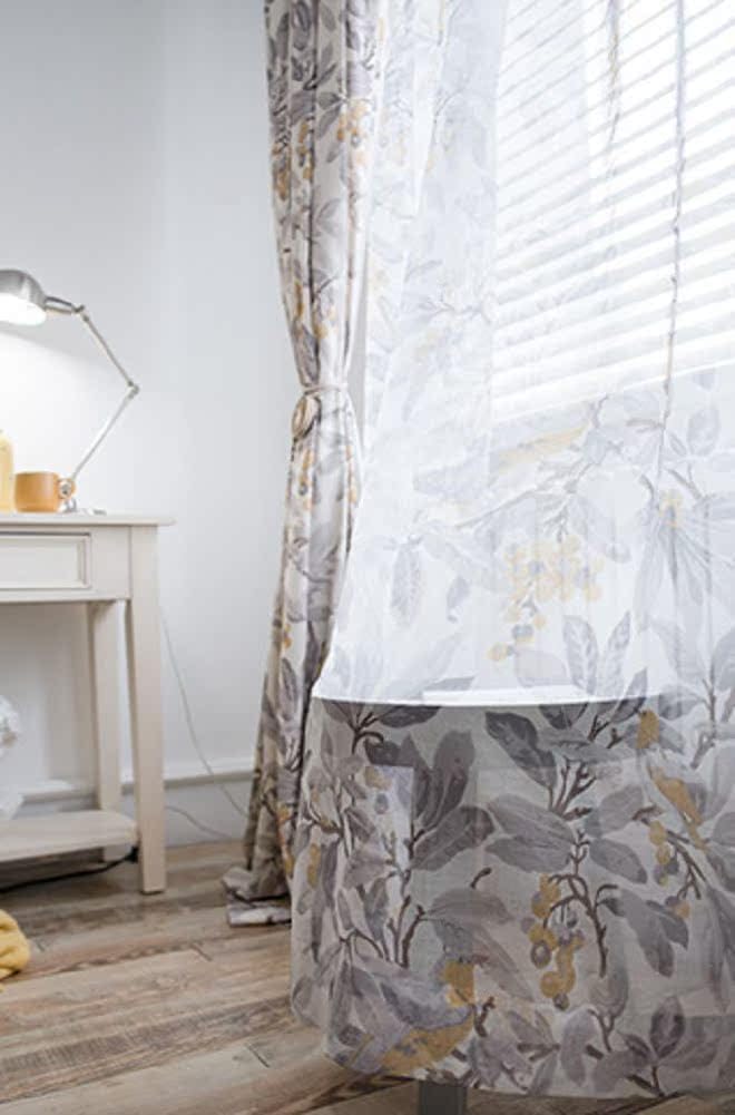 Iuokuby Pastoral European Semi Sheer Curtain Panel