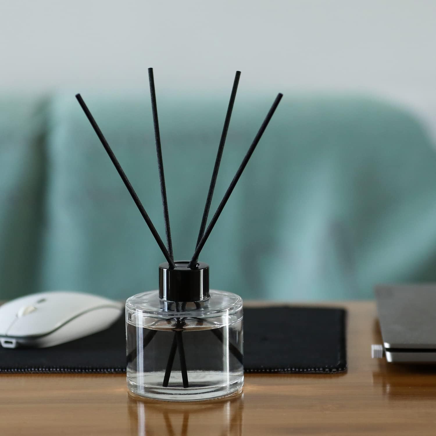 Agidea 4PCS Fragrance Glass Diffuser Set with Reeds and Funnels