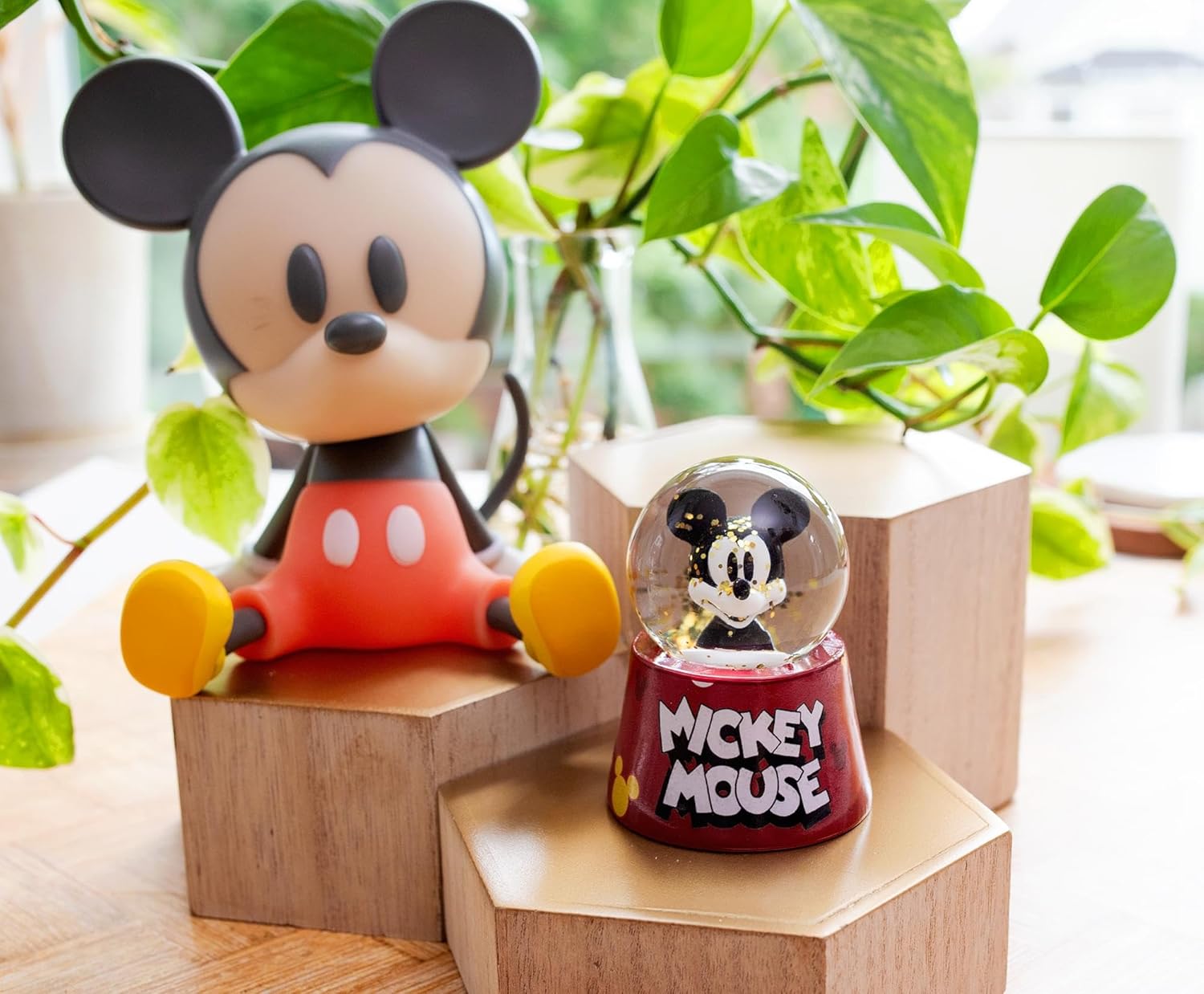 Disney Mickey Mouse Light-Up Snow Globe 275 Inches Tall