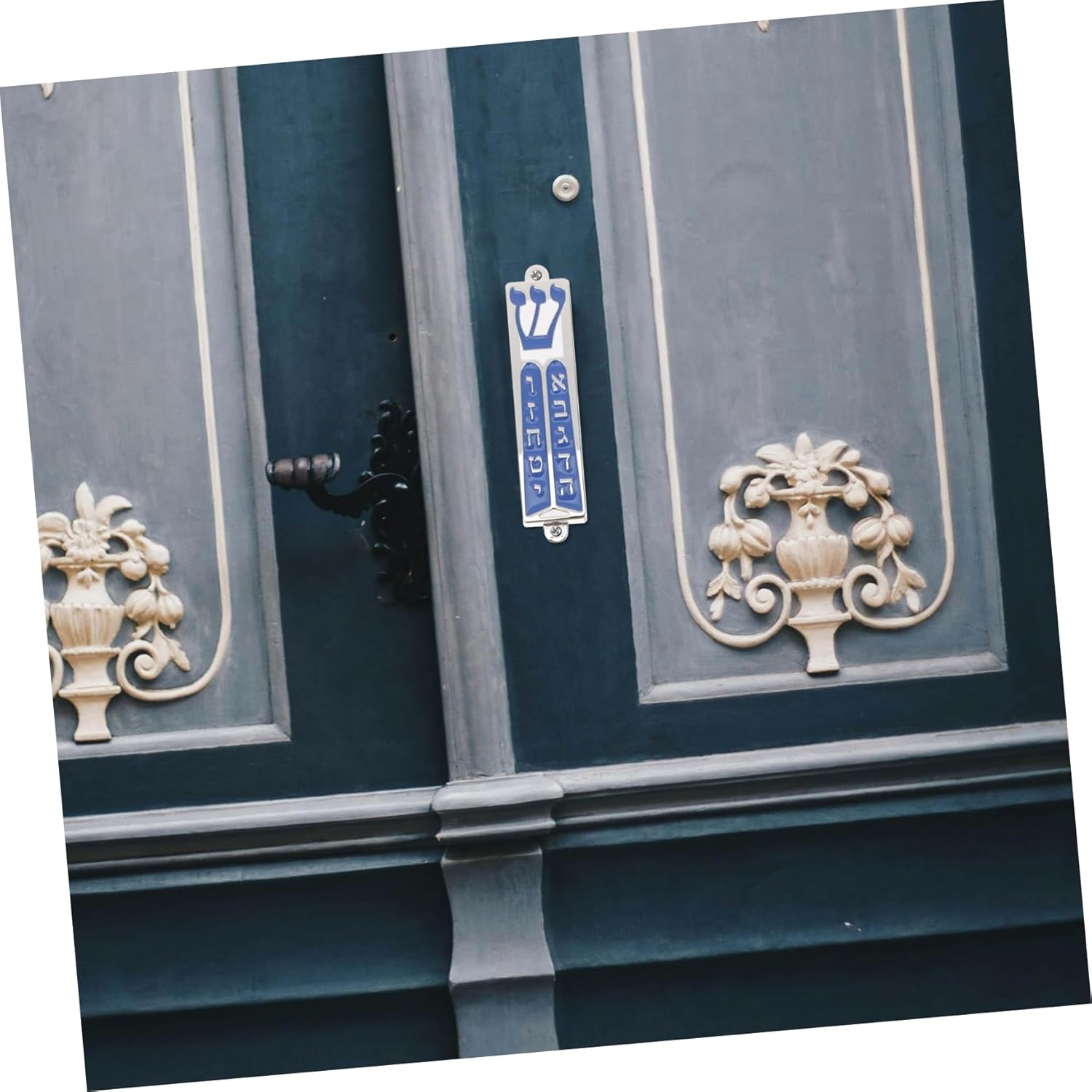 Wakauto Mezuzah Case with Hebrew Scroll and Decorative Metal Door Ornament